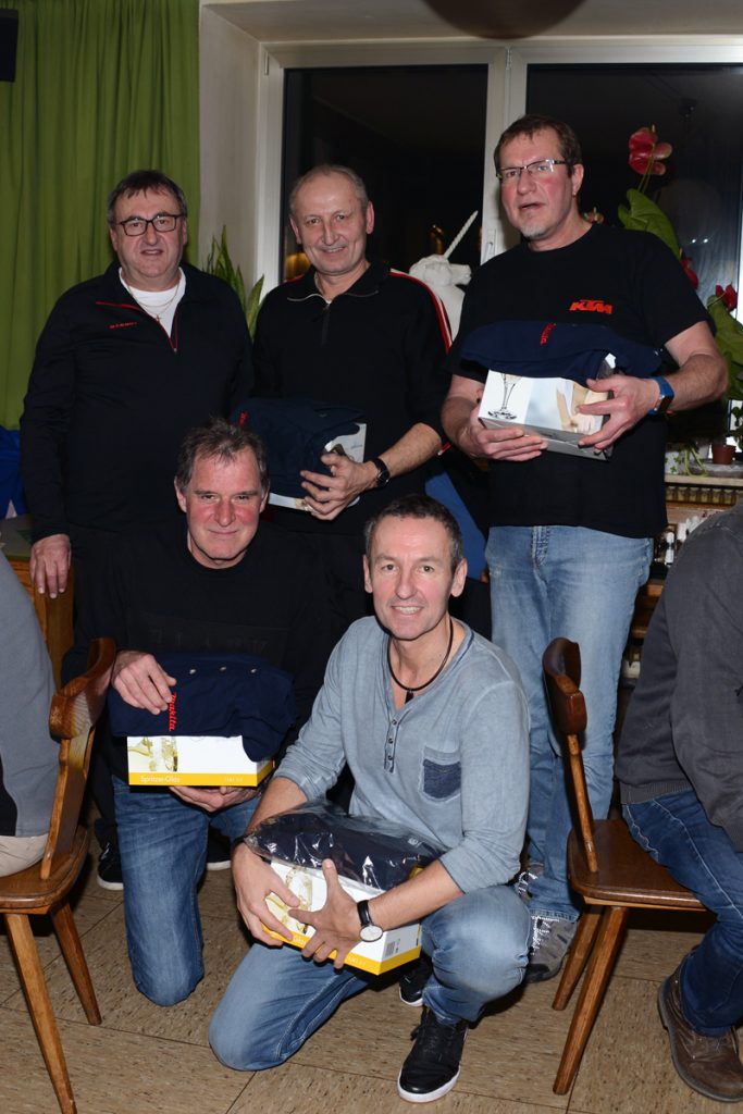 Sieger-Team "Neujahresschießen 2018" (stehend v.l.n.r. Rudi Pichler, Josef "Pepi" Brunner, Karl Pissenberger; knieend v.l.n.r. Gerhard Schatz, Gerhard Brunner)
